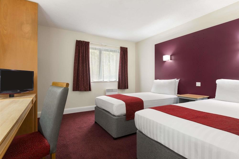 Days Inn by Wyndham Maidstone