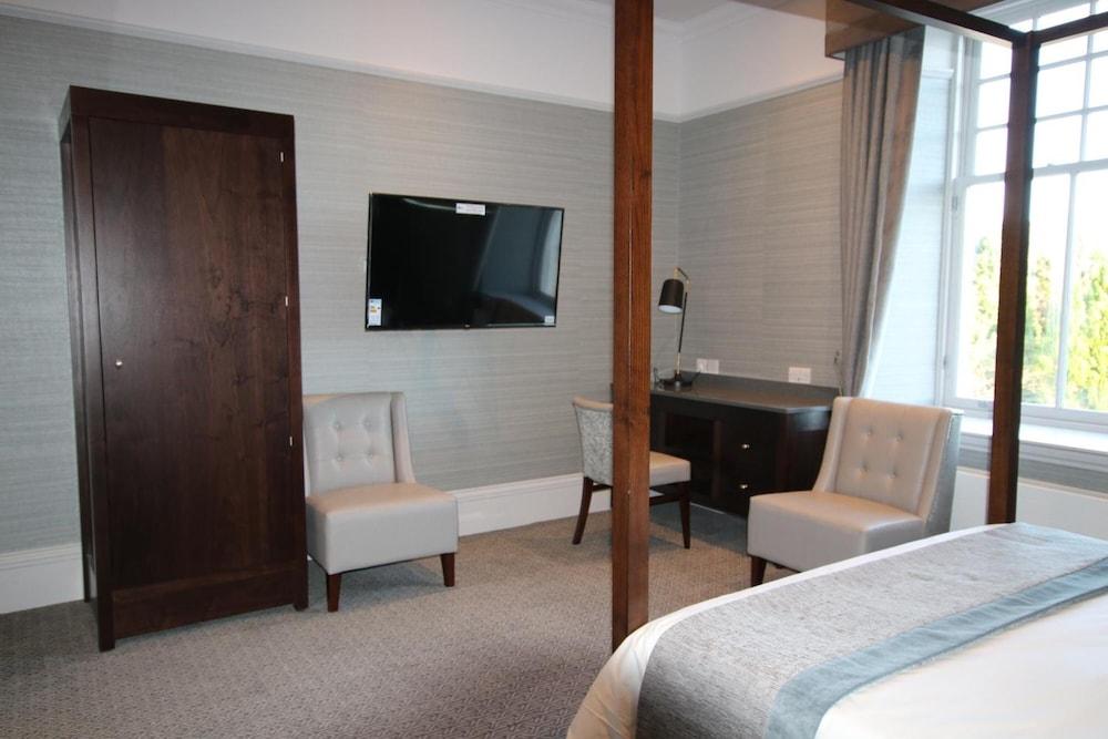 Castlecary House Hotel