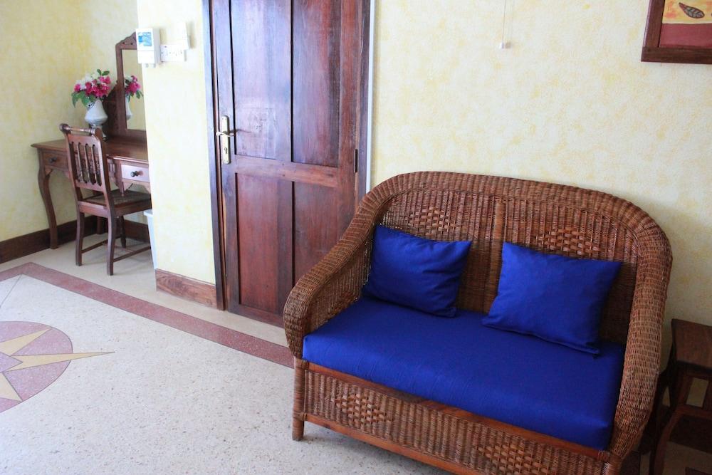 African Sun Sea Beach Resort & Spa