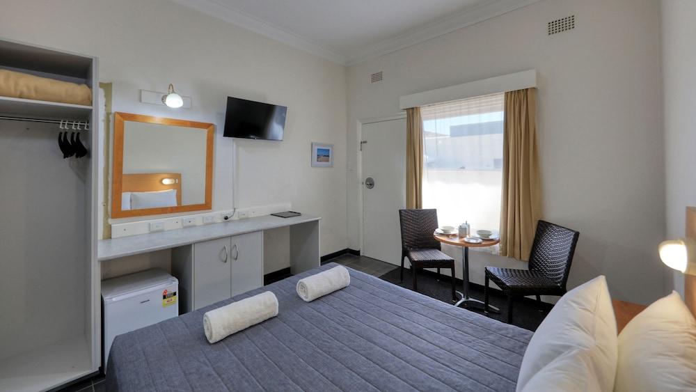 Cowra Motor Inn