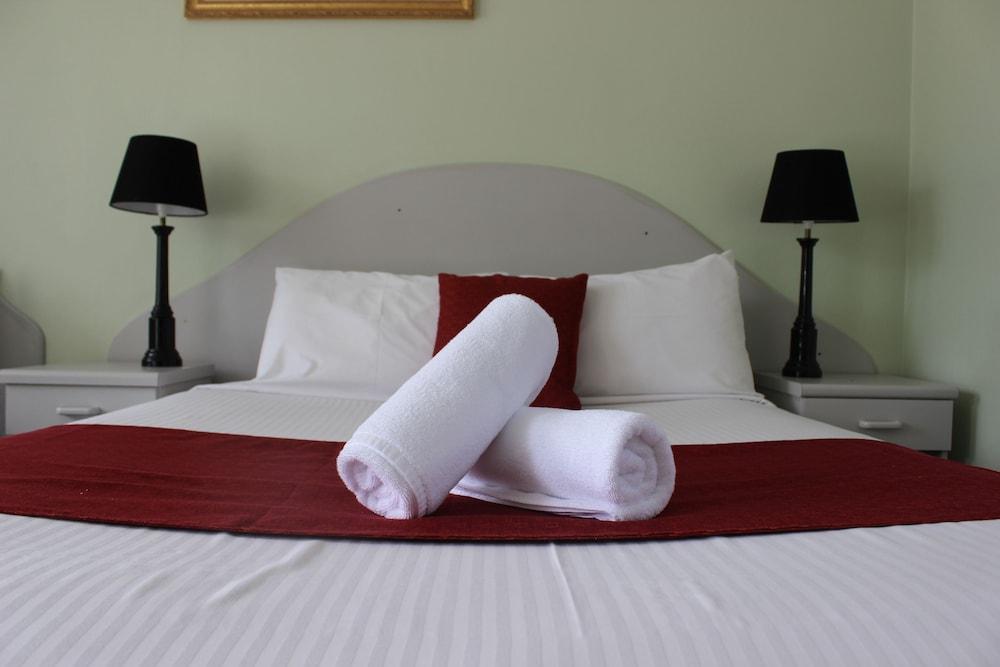 High Mountains Motor Inn