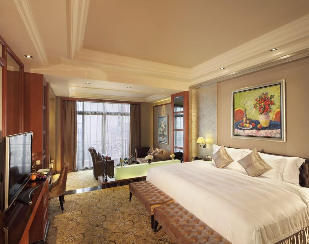 Chateau Star River Guangzhou Peninsula