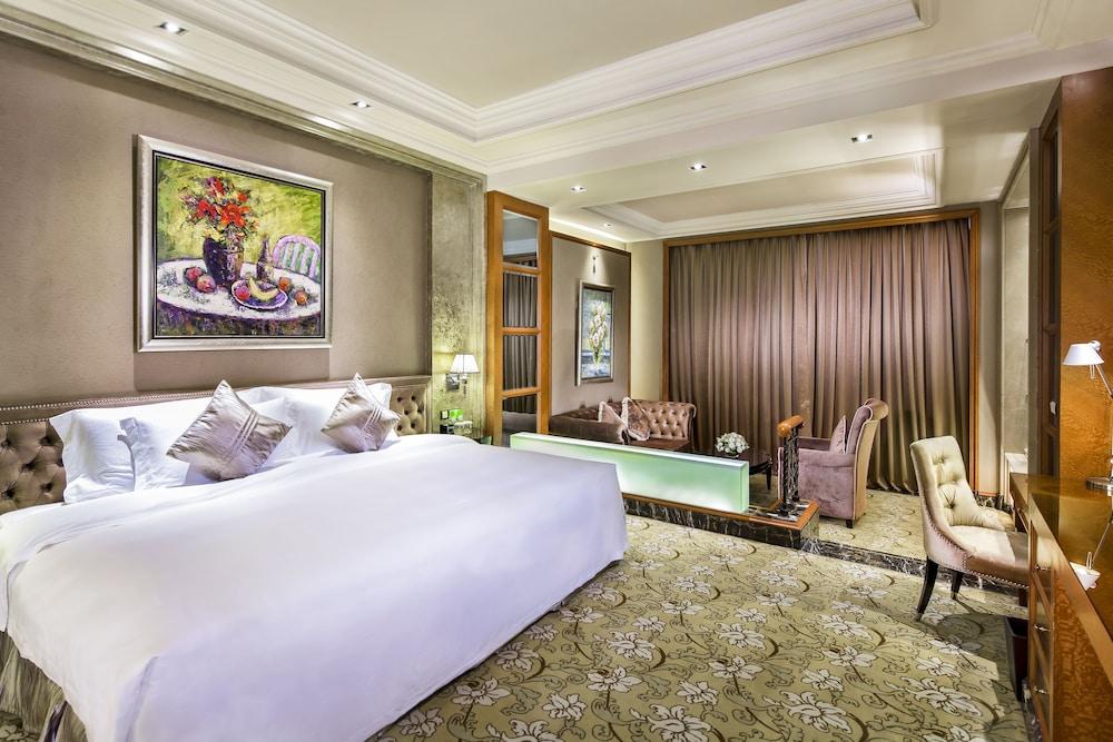 Chateau Star River Guangzhou Peninsula