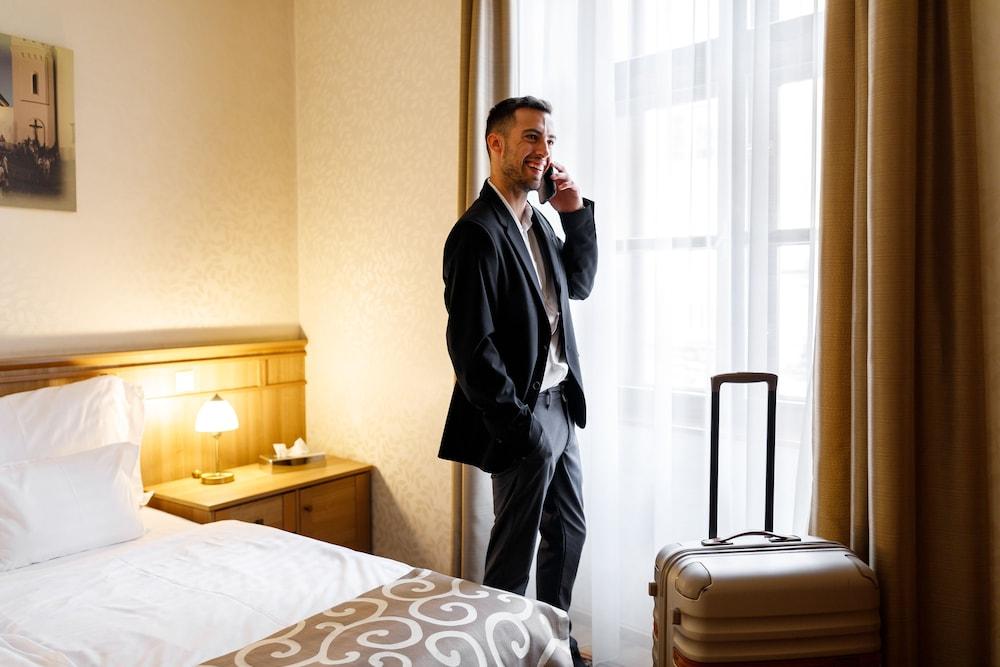 Historia & Historante