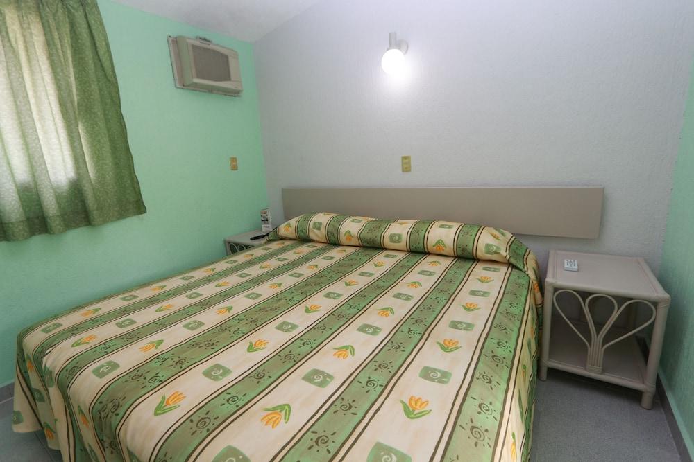 Dorados Conventions & Resort