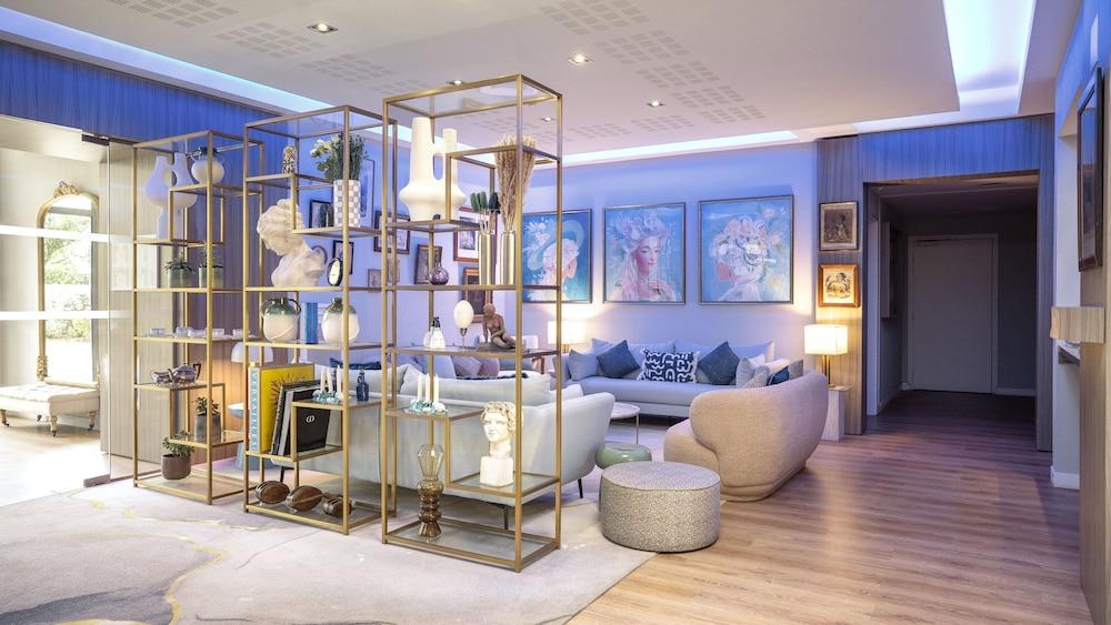 Residhome Paris-Guyancourt