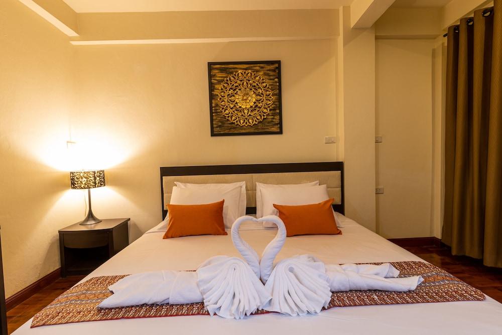 The Palm Garden Hotel