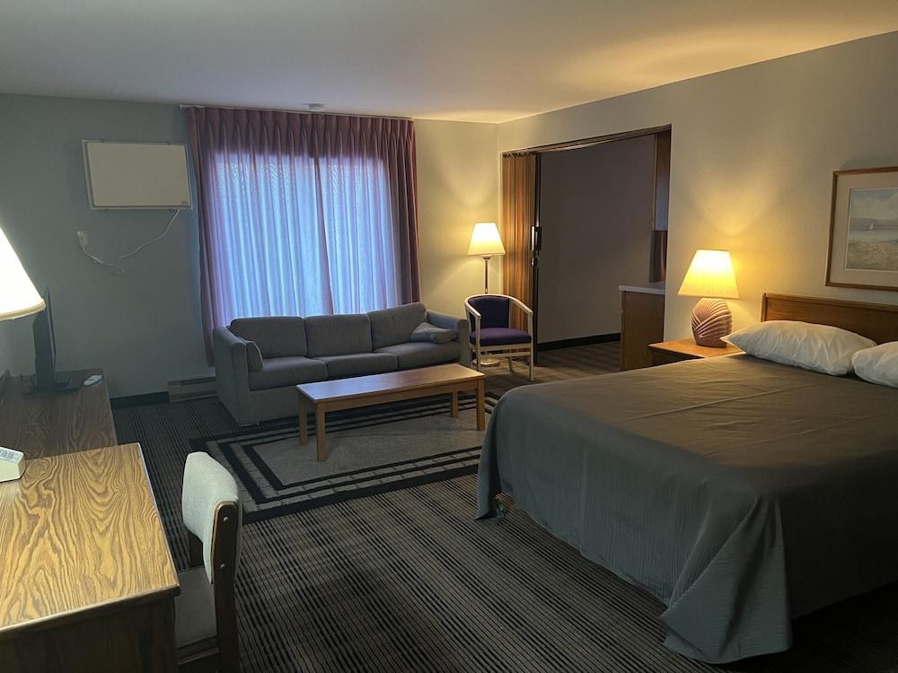 The Ridge Hotel Portage