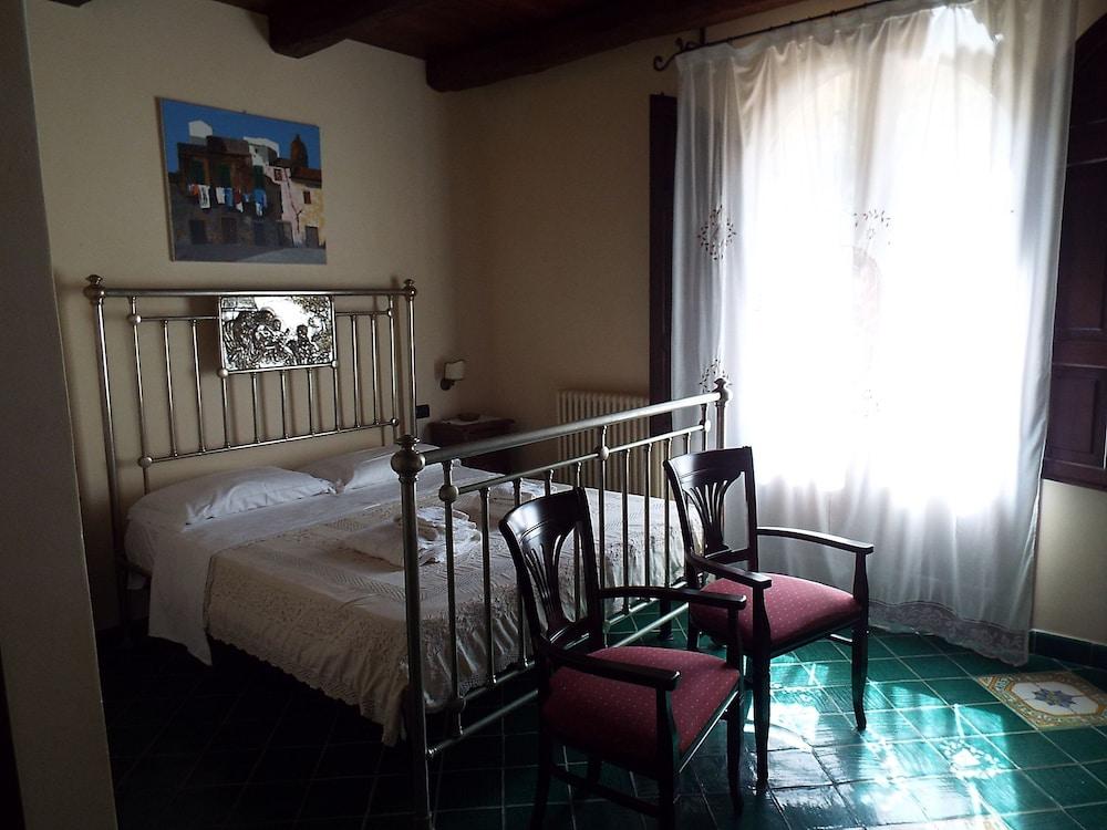 Agriturismo Cefalù - Guest House