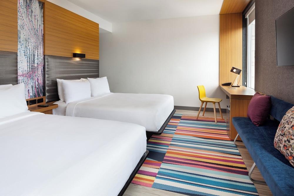 Aloft Jacksonville Tapestry Park