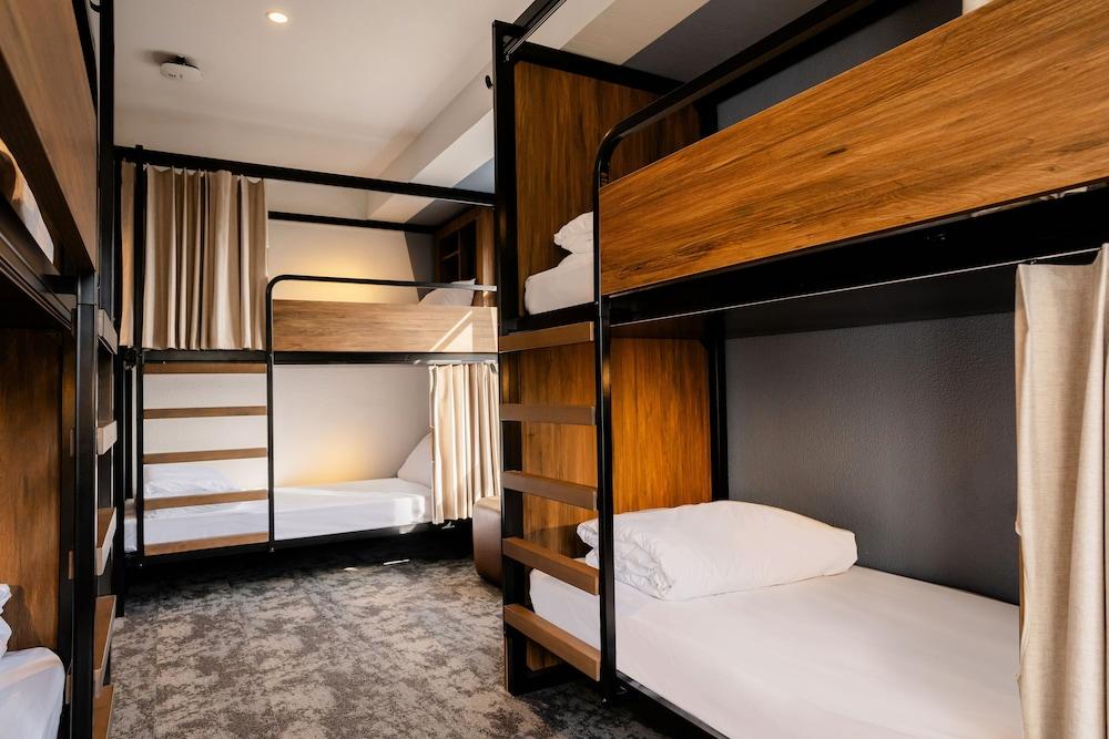 Haka House Queenstown Lakefront