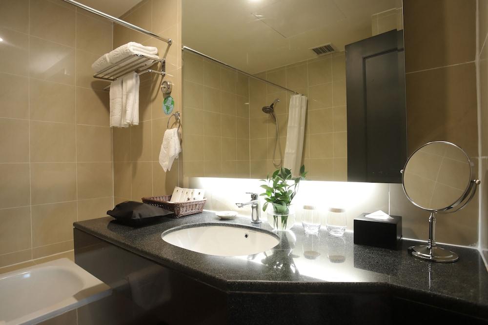 Himawari Hotel Apartments