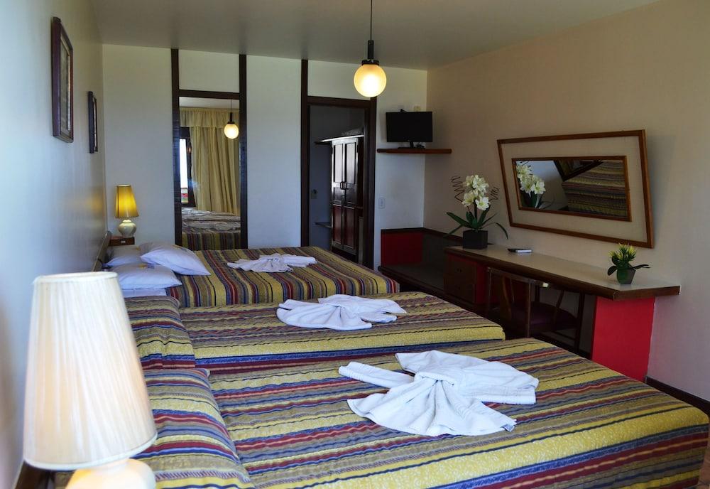 Baia Cabrália Hotel