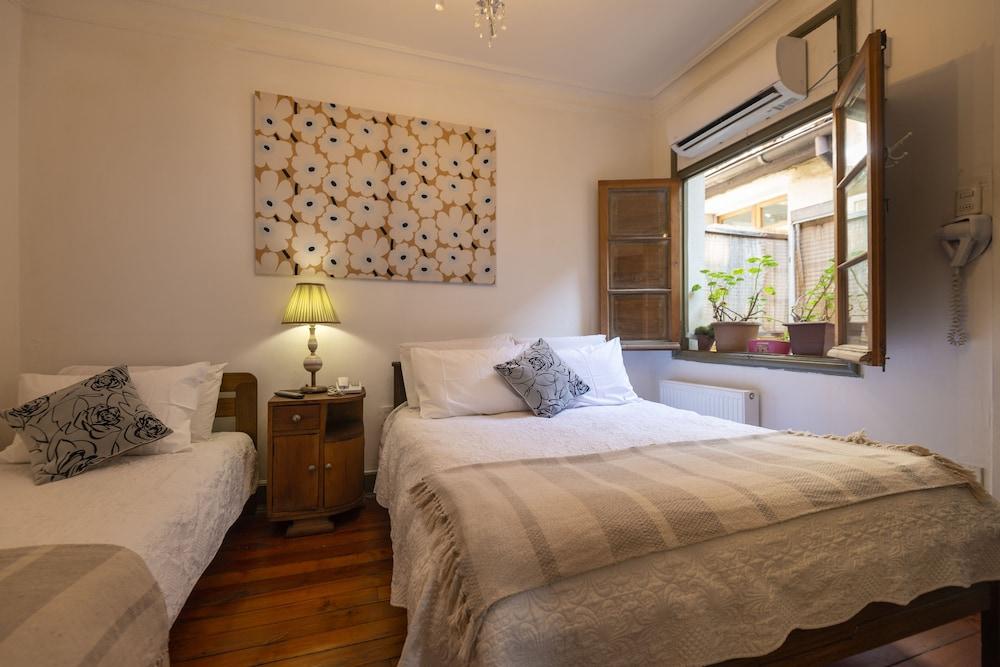 Providencia Bed and Breakfast