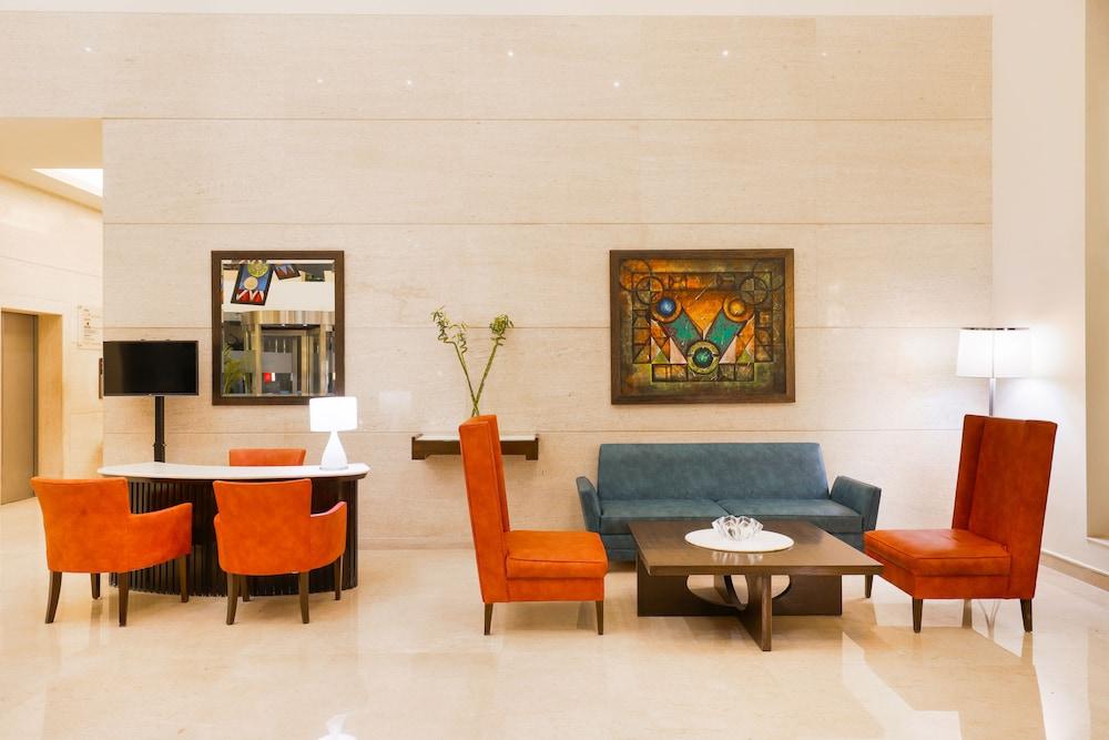 Lemon Tree Premier, Ulsoor Lake, Bengaluru