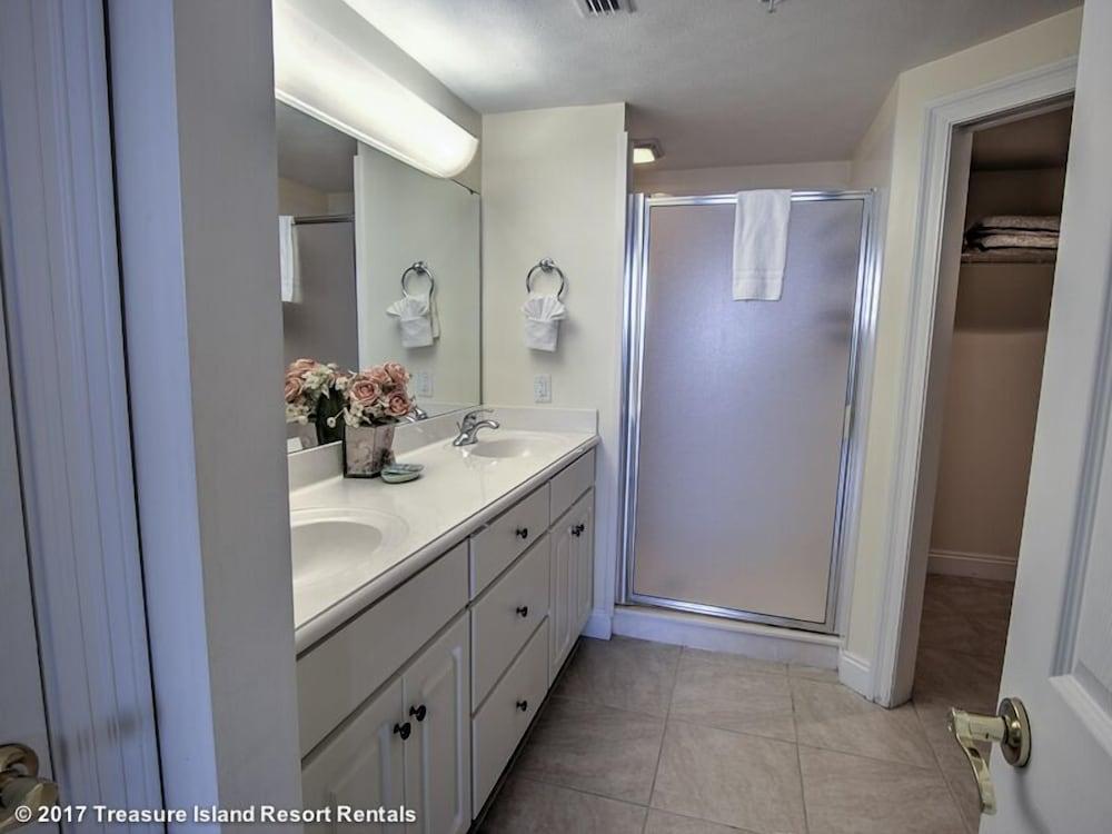 Treasure Island 0110