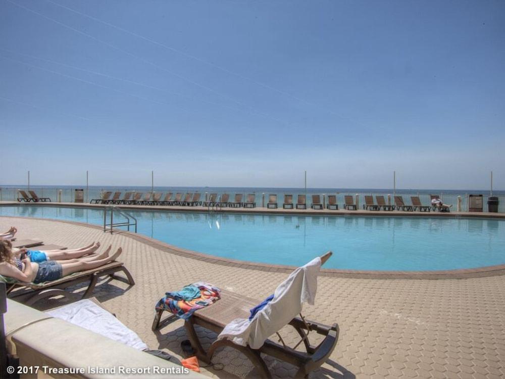 Treasure Island 0110