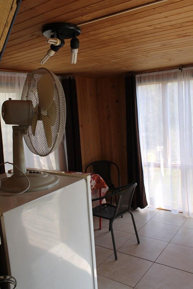 Los Nogales De Roan Jose