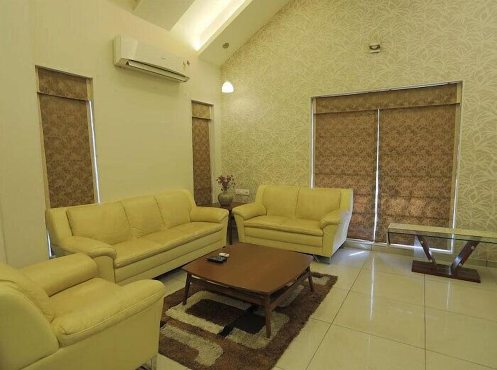 Prabhu Farms and Resort