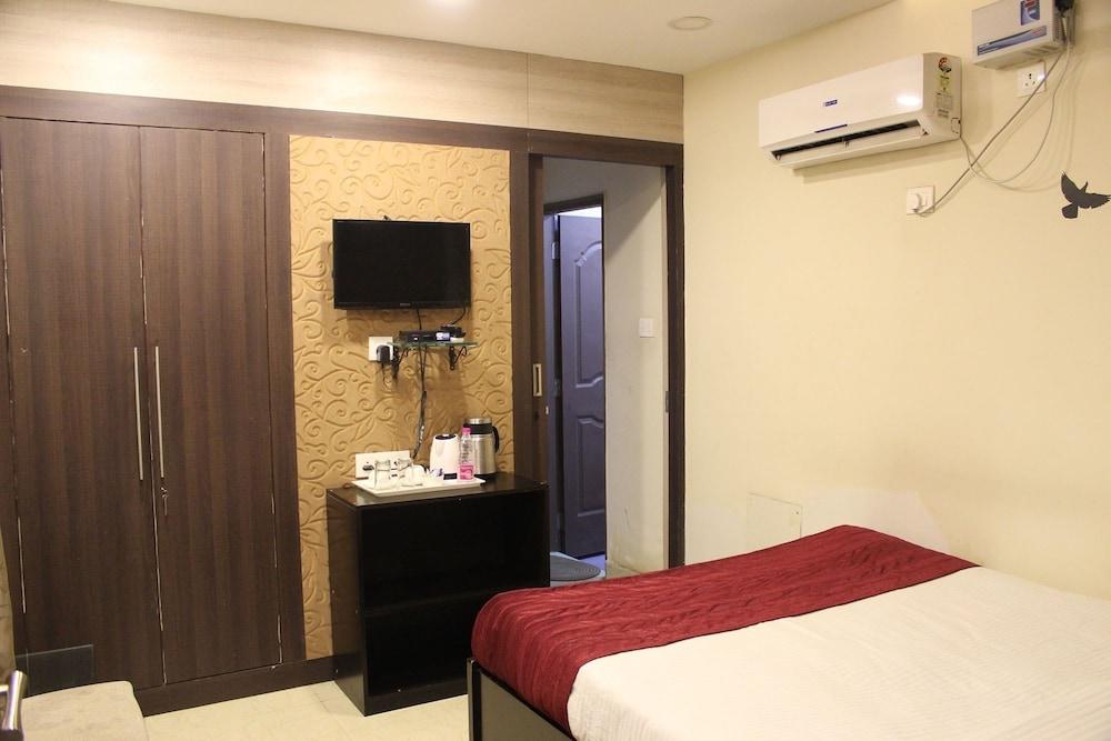 ADB Rooms Park Inn Varanasi