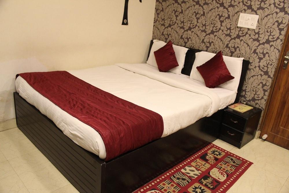 ADB Rooms Park Inn Varanasi