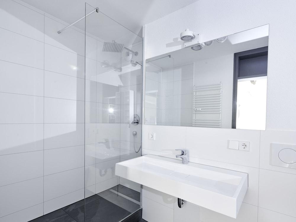 criston apartments - dream view studio 14