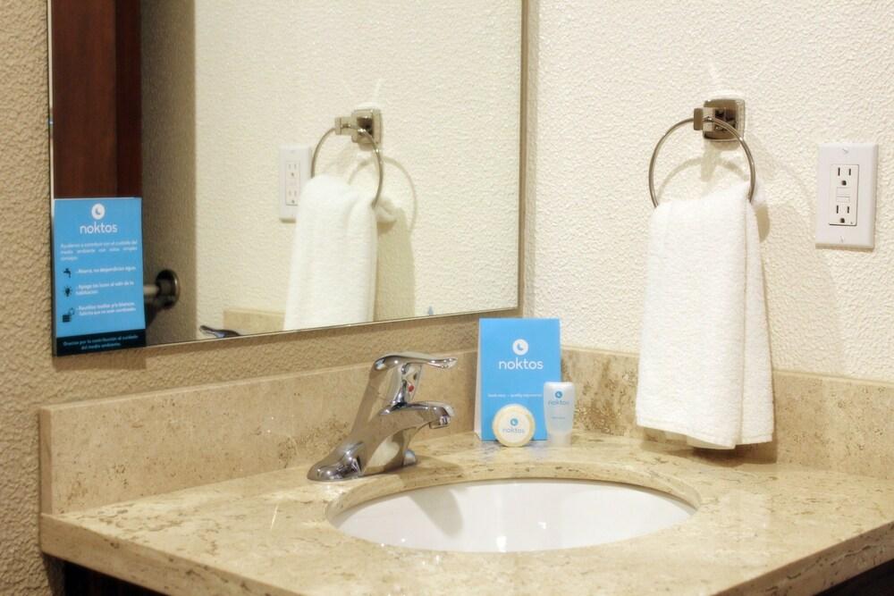 NOKTOS Extended Querétaro