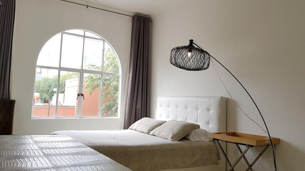 Condesa Haus Rentals