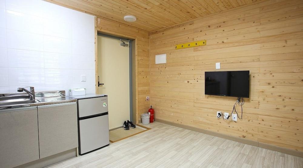 Odae Mountain Golden Light Pension