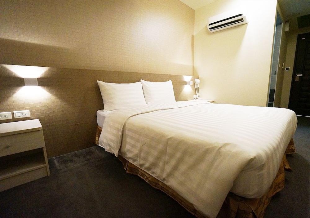 Win Inn Chiayi Hotel