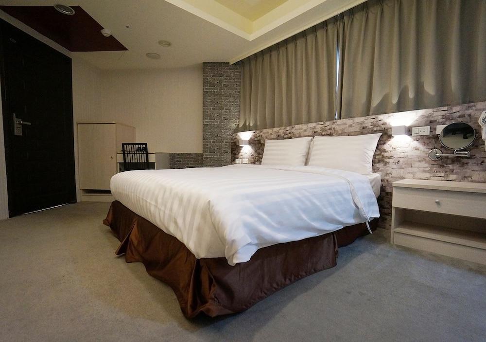 Win Inn Chiayi Hotel