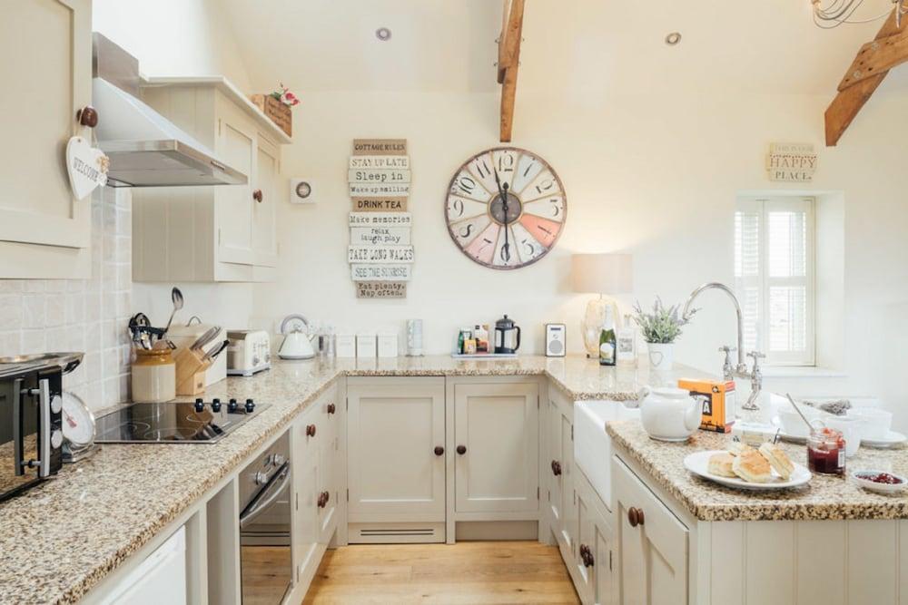 Lower Trowan Cottage