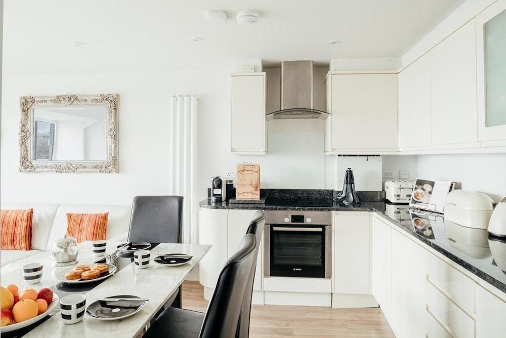 10 Sunday School Court