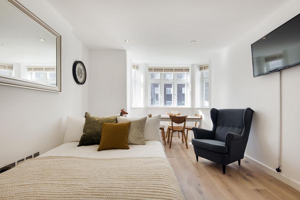 Notting Hill Apartments