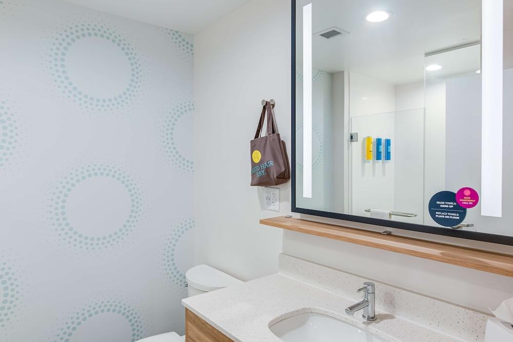 Tru by Hilton Clarksville, TN