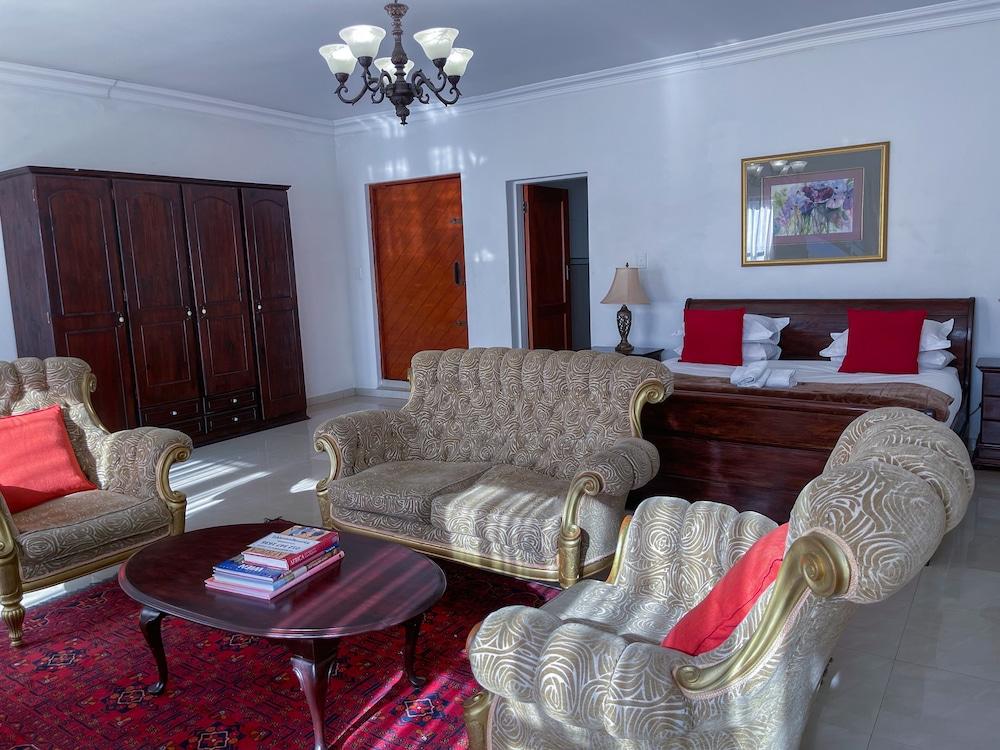 Kamsa Royal Guest House