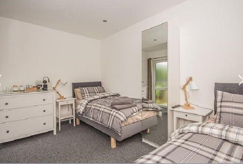 Feather Bed Cottage B&B