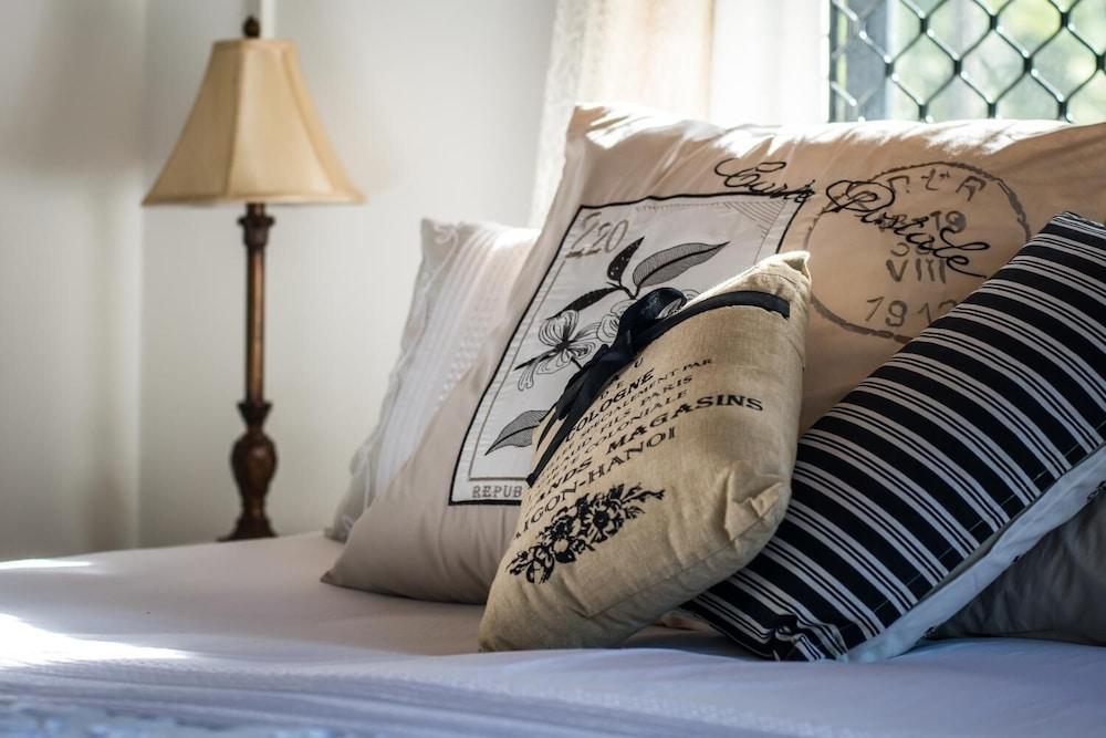 RondayVoo Bed & Breakfast