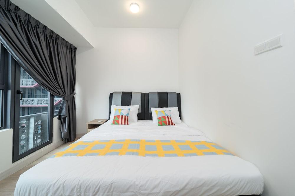 OYO Home 44045 Splendid 2br Arte Plus