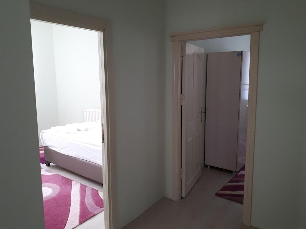 DİRİLİŞ BANARYA PANSİYON