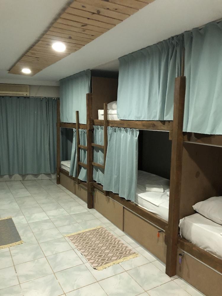 Camp & Hostel Antalya