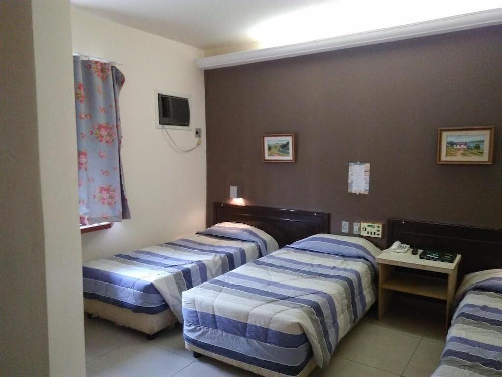 Casa Amarela Executive Hotel