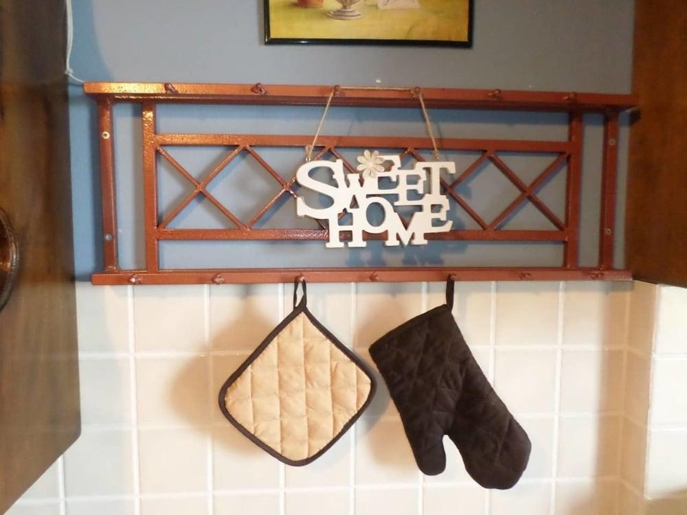 Santorious Apartments