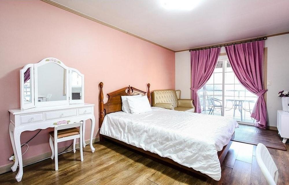 Blue Sky Light Pension Gapyeong