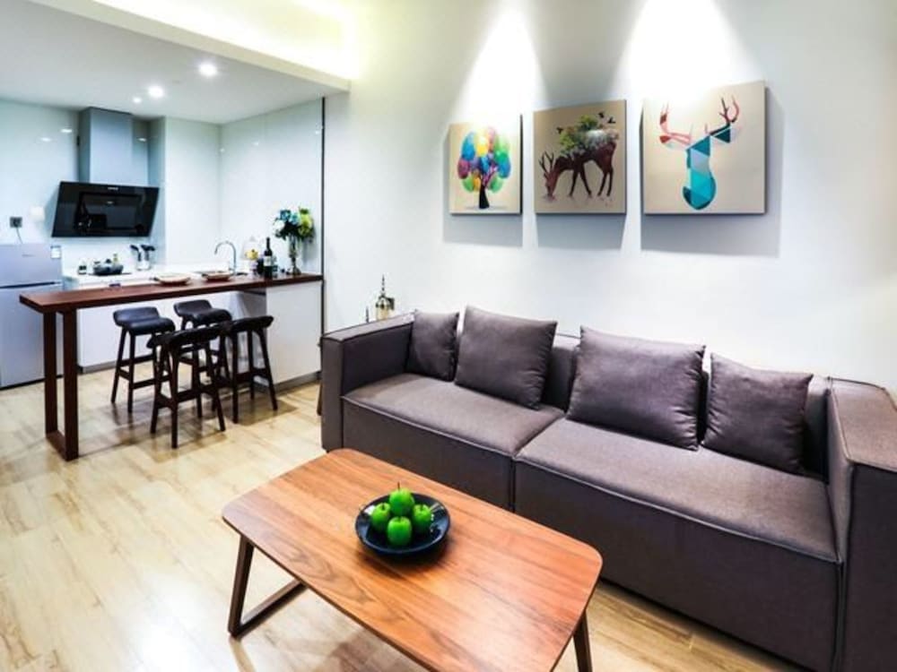 Poltton International Apartment Jinding