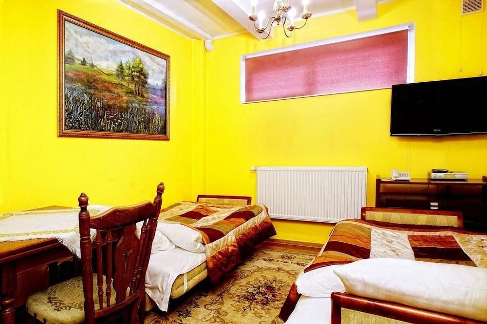 Usługi Noclegowe 17