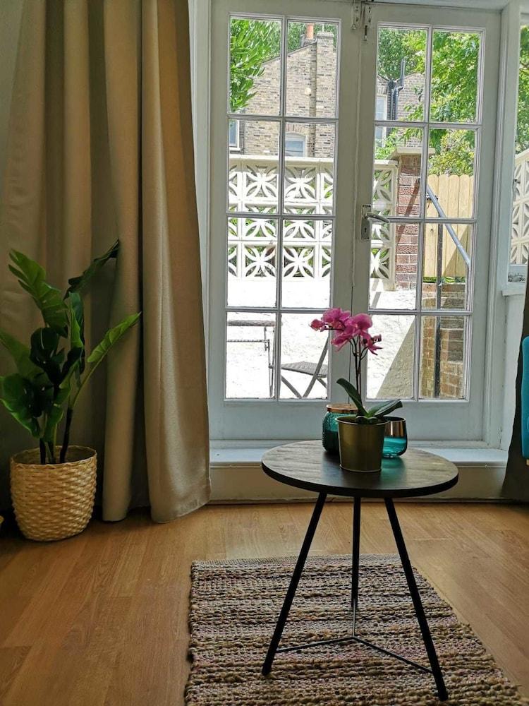 Cosy Apartment in Islington - A