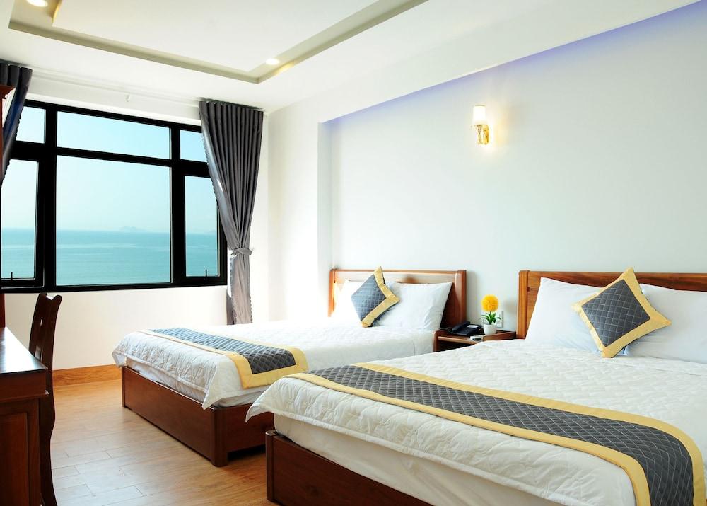 SeaSide Hotel Quy Nhơn