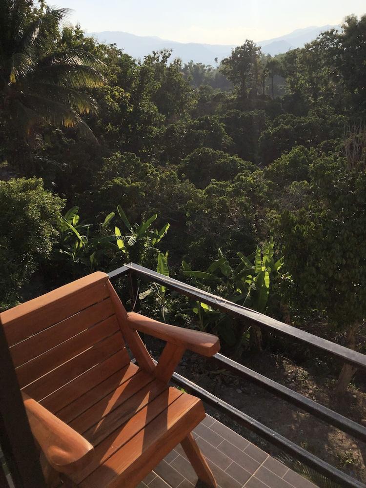 Sandee Place Mountain View Chomthong