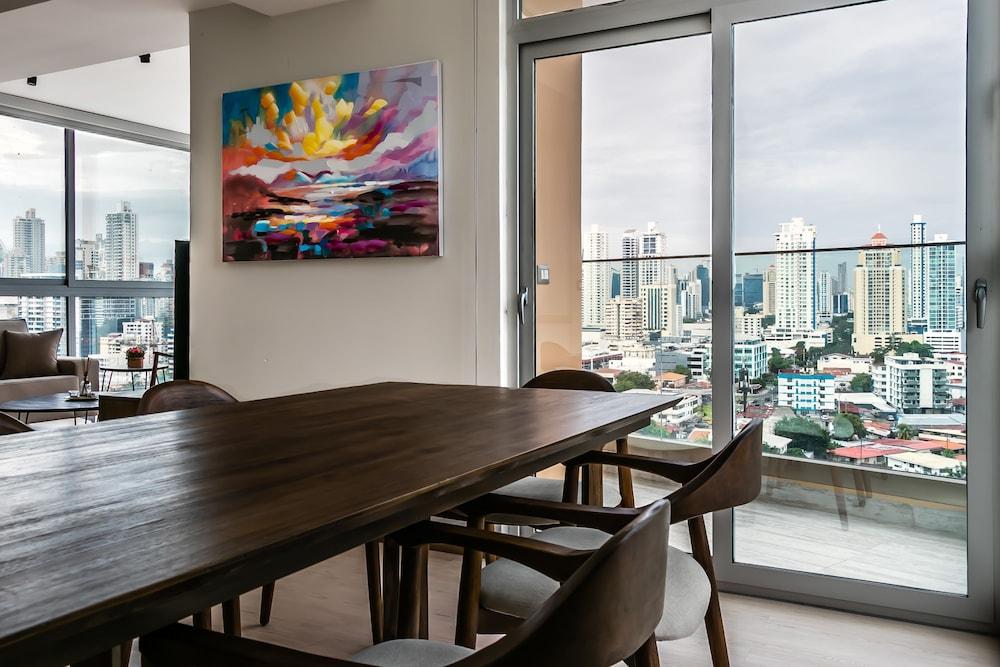 All Mode Cons Ocean view